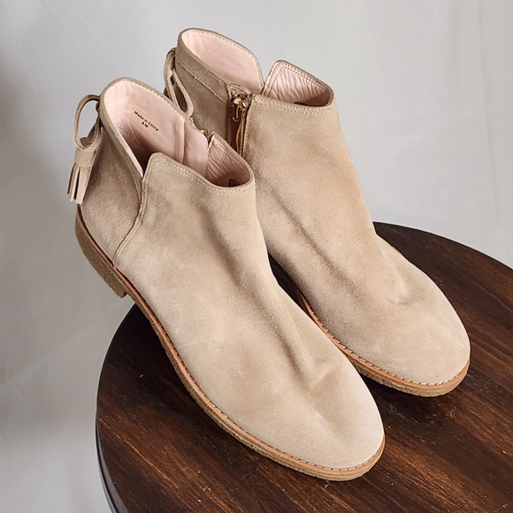 Kate Spade Tan Bellville Too Tassel Bow Suede Booties Size 8 - Picture 5 of 13